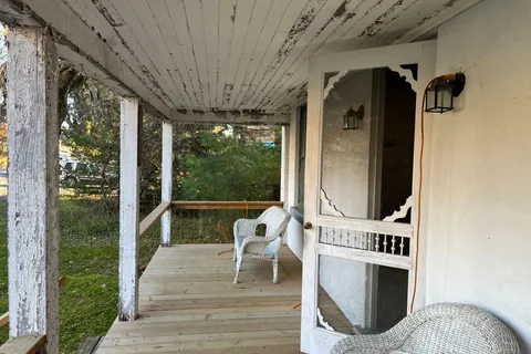 300 Manitoba Street, Bracebridge, ON P1L 2C9