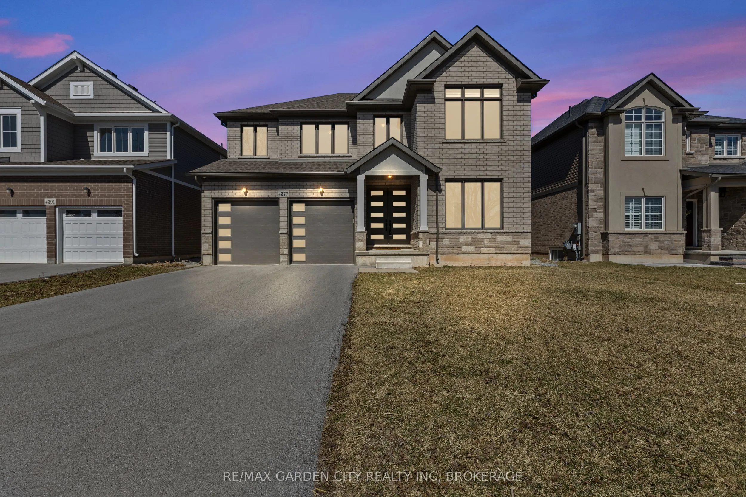 4377 WILLICK Road, Niagara Falls, ON L2G 0Y3