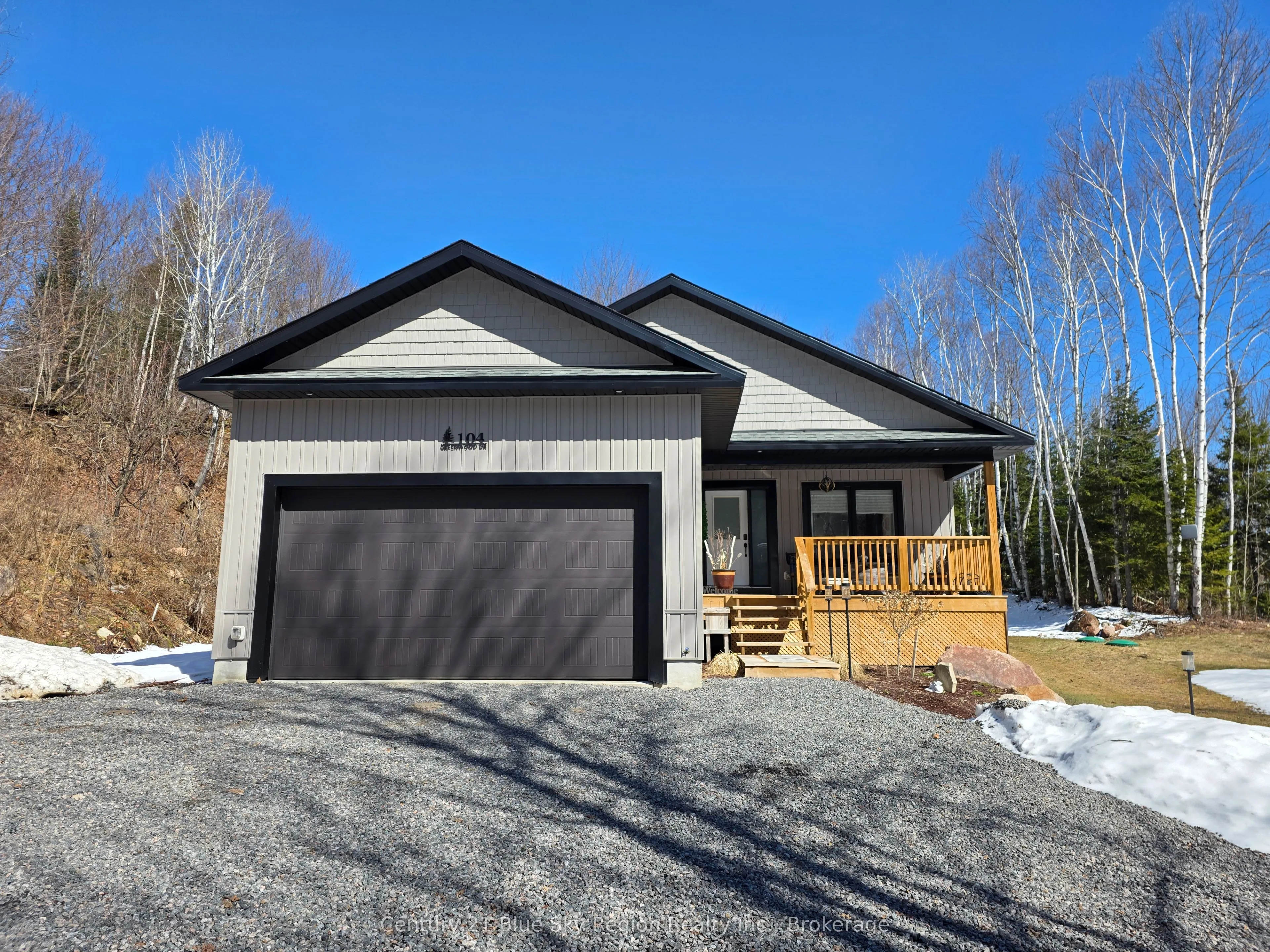 104 GREENWOOD Drive, Bonfield, ON P0H 1E0