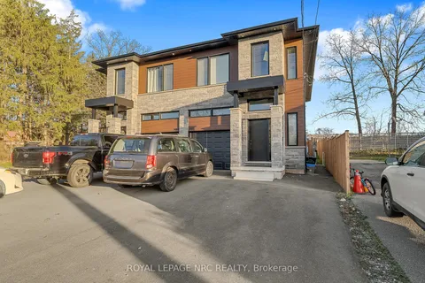 318 River Road, Welland, ON L3B 2S4