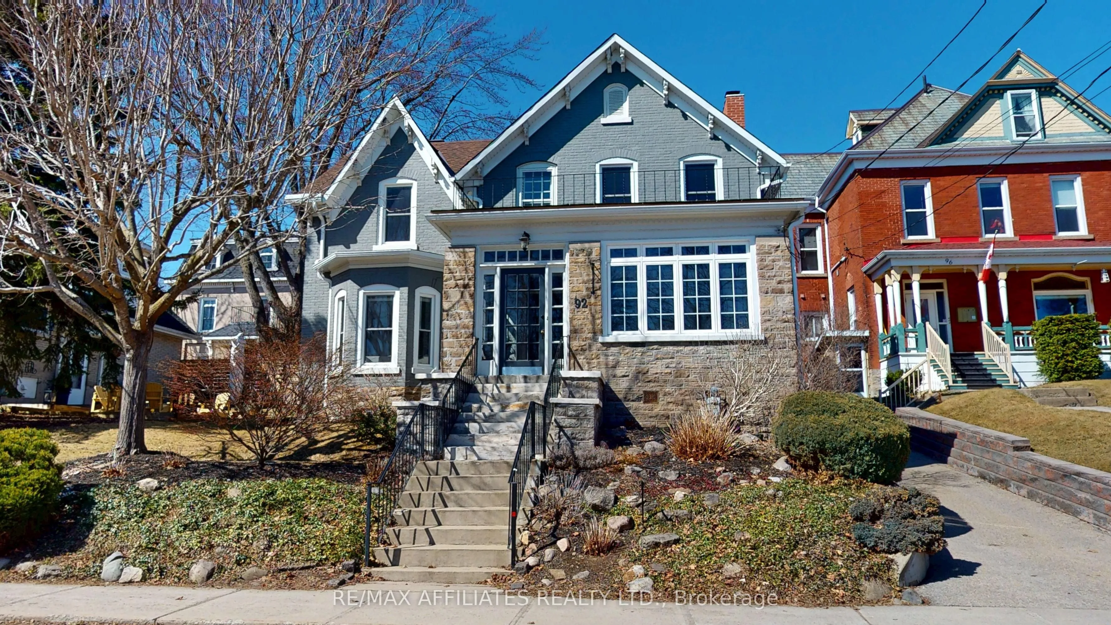92 Pine Street, Brockville, ON K6V 1G9
