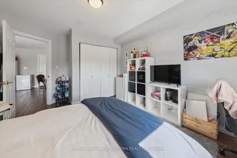 257 Tobin Court, Peterborough North, ON K9H 7S7