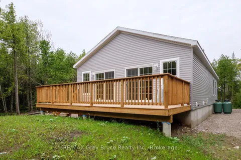 147 Dorcas Bay Road, Northern Bruce Peninsula, ON N0H 2R0