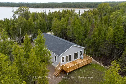 147 Dorcas Bay Road, Northern Bruce Peninsula, ON N0H 2R0
