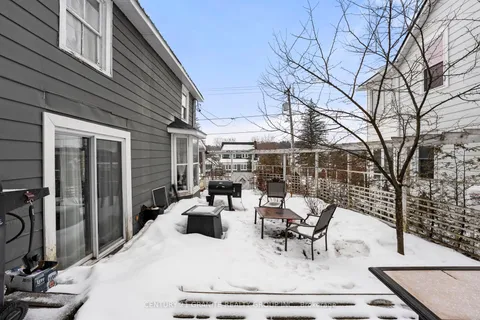 8 Sherbourne Street, Bancroft, ON K0L 1C0