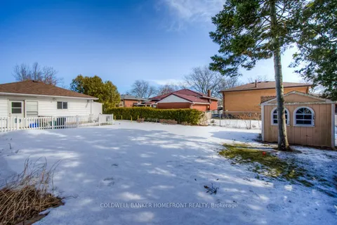 14 Montour Place, Brantford, ON N3R 5E5