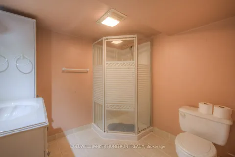 14 Montour Place, Brantford, ON N3R 5E5