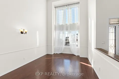 537 Bretby Crescent, Barrhaven, ON K2J 5P9