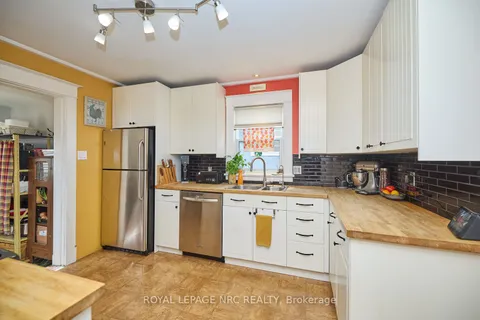 92 Dufferin Street, St. Catharines, ON L2R 1Z8