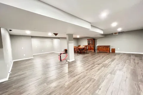 1631 Barkley Avenue, Windsor, ON N8P 0E8
