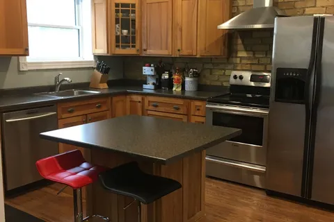 525 Quebec Street, London East, ON N5W 3Y8