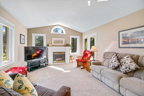 26 Stonegate Place, Pelham, ON L0S 1E3