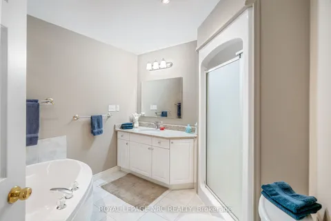 26 Stonegate Place, Pelham, ON L0S 1E3