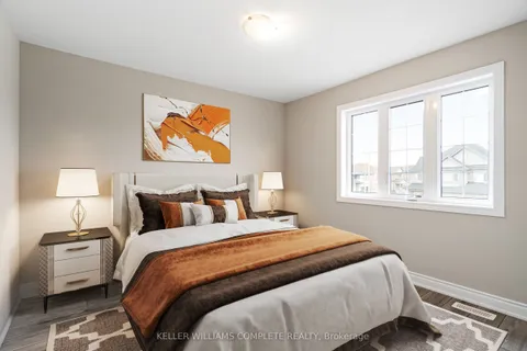 15 Venture Way, Thorold, ON L2V 0G9