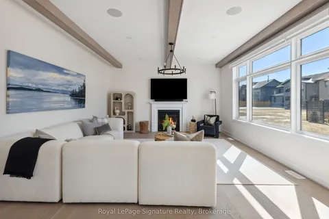 101 Cattail Crescent, Blue Mountains, ON L9Y 5L3