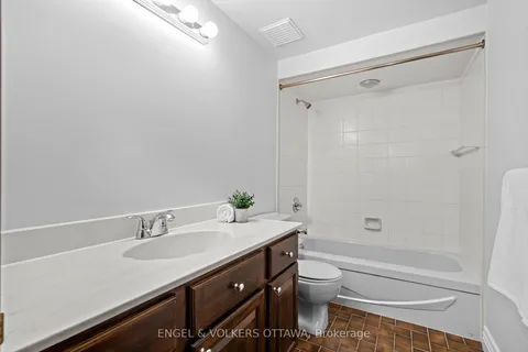 5468 TORBOLTON RIDGE Road, Constance Bay - Dunrobin - Kilmaurs - Woodlawn, ON K0A 3M0