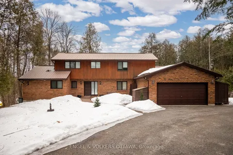 5468 TORBOLTON RIDGE Road, Constance Bay - Dunrobin - Kilmaurs - Woodlawn, ON K0A 3M0