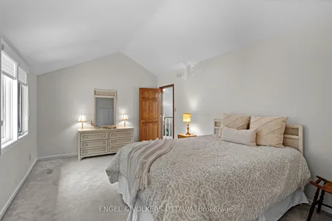5468 TORBOLTON RIDGE Road, Constance Bay - Dunrobin - Kilmaurs - Woodlawn, ON K0A 3M0