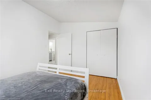 50 Coral Drive, Hamilton, ON L8V 2N6