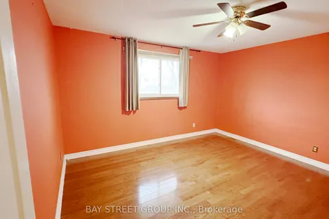 28 Roehampton Avenue, St. Catharines, ON L2M 7K7