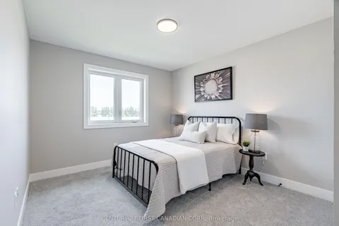 38 Postma Crescent, North Middlesex, ON N0M 1A0