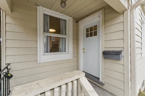 50 HARVEY Street, Hamilton, ON L8L 2L8