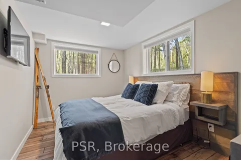 191 Chalet Crescent, Huntsville, ON P1H 1A6