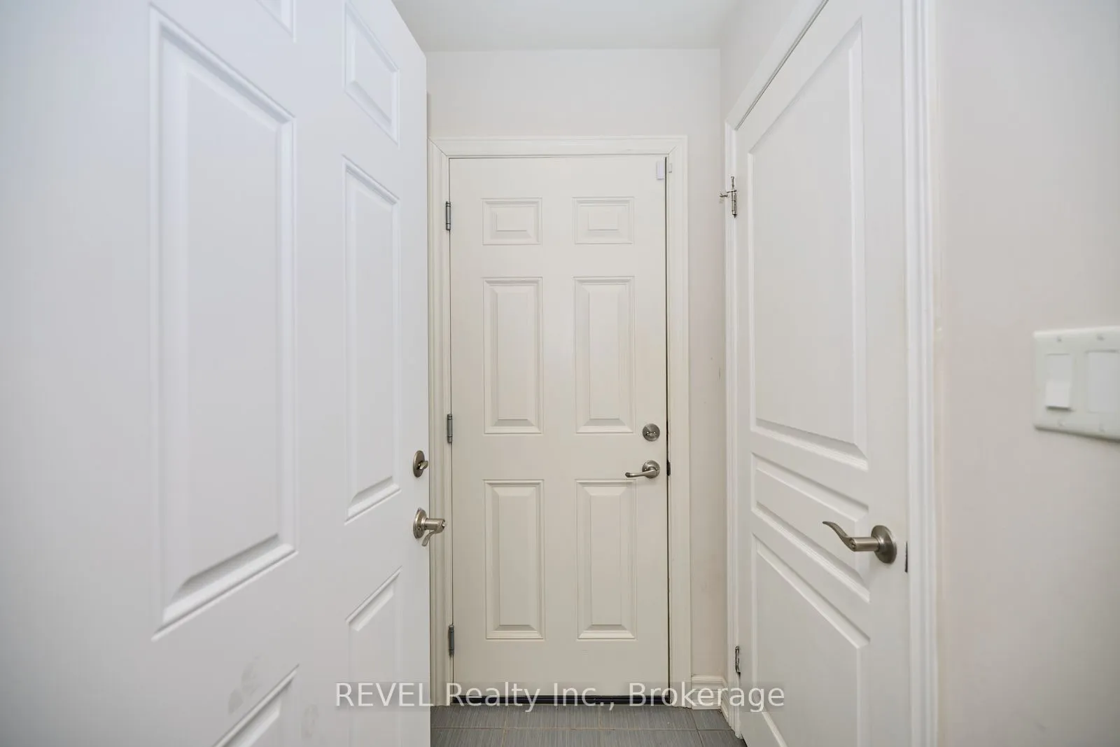 35 Spruce Crescent, Welland, ON L3C 0C6