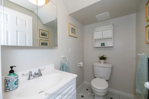 149 7th Avenue, Owen Sound, ON N4K 2W8