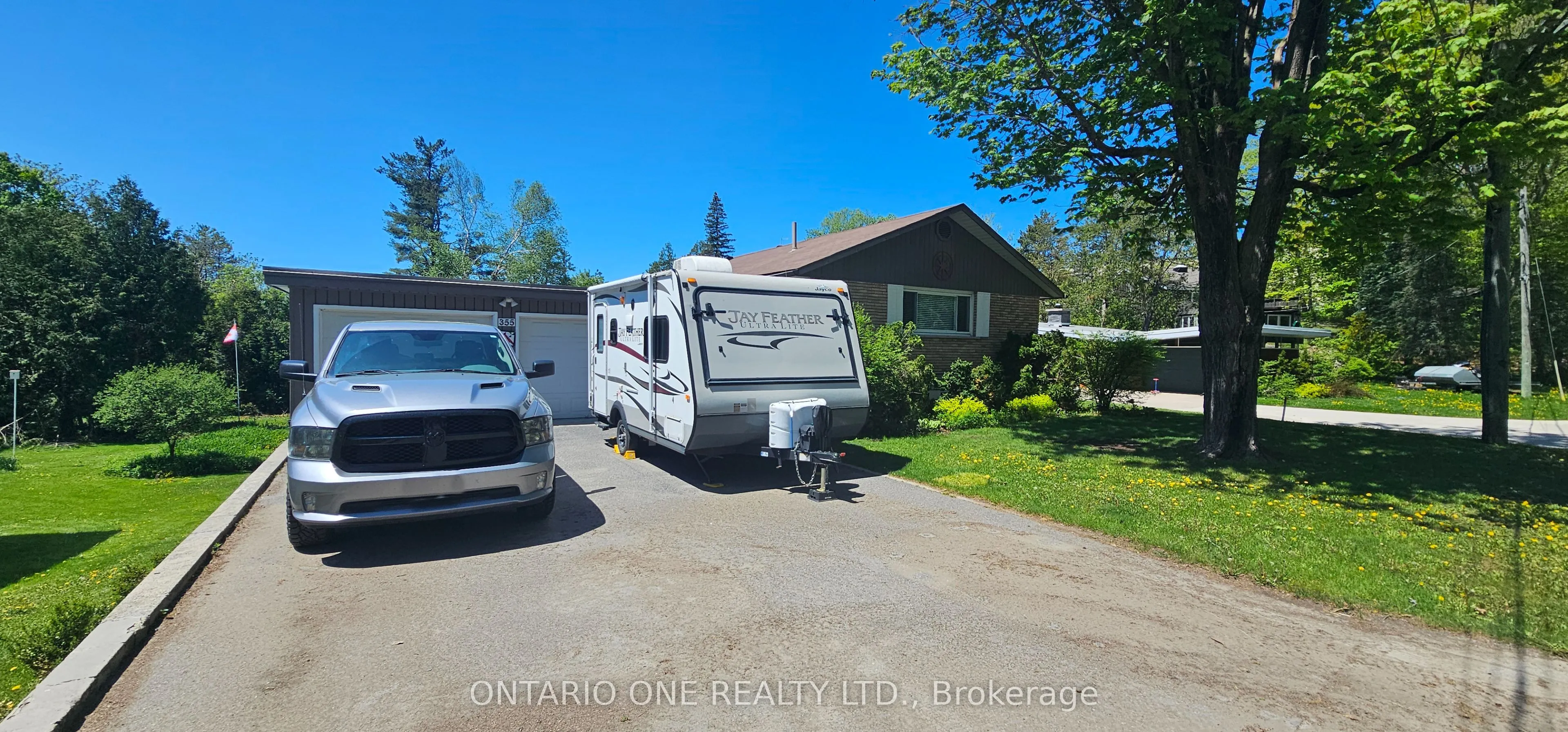 355 Greavette Street, Gravenhurst, ON P1P 1G6