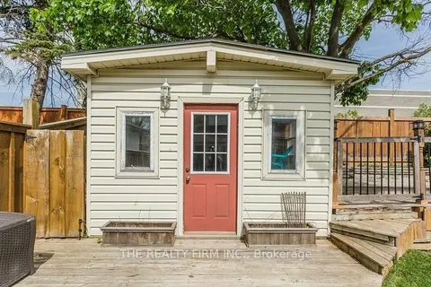 62 Beechbank Crescent, London, ON N6E 2P2