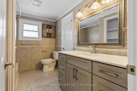 62 Beechbank Crescent, London, ON N6E 2P2