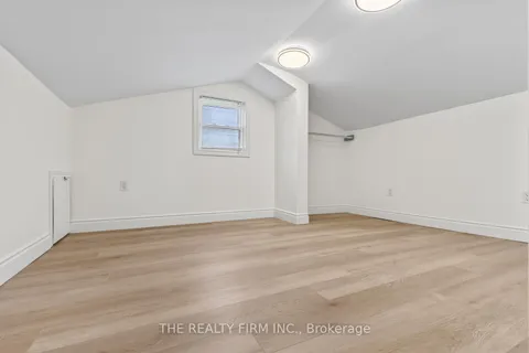 62 Beechbank Crescent, London, ON N6E 2P2