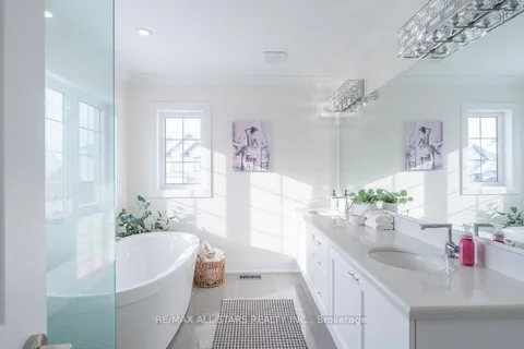 44 Bromont Drive, Cavan Monaghan, ON L0A 1G0