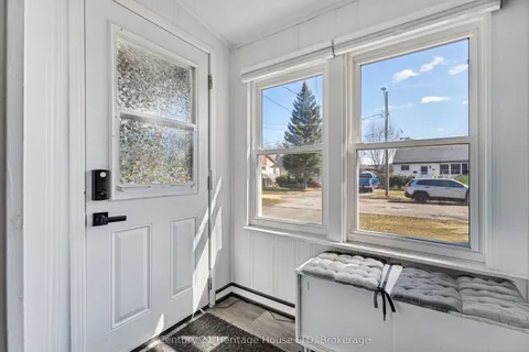18 KINGSMILL Street, Fort Erie, ON L2A 4E3