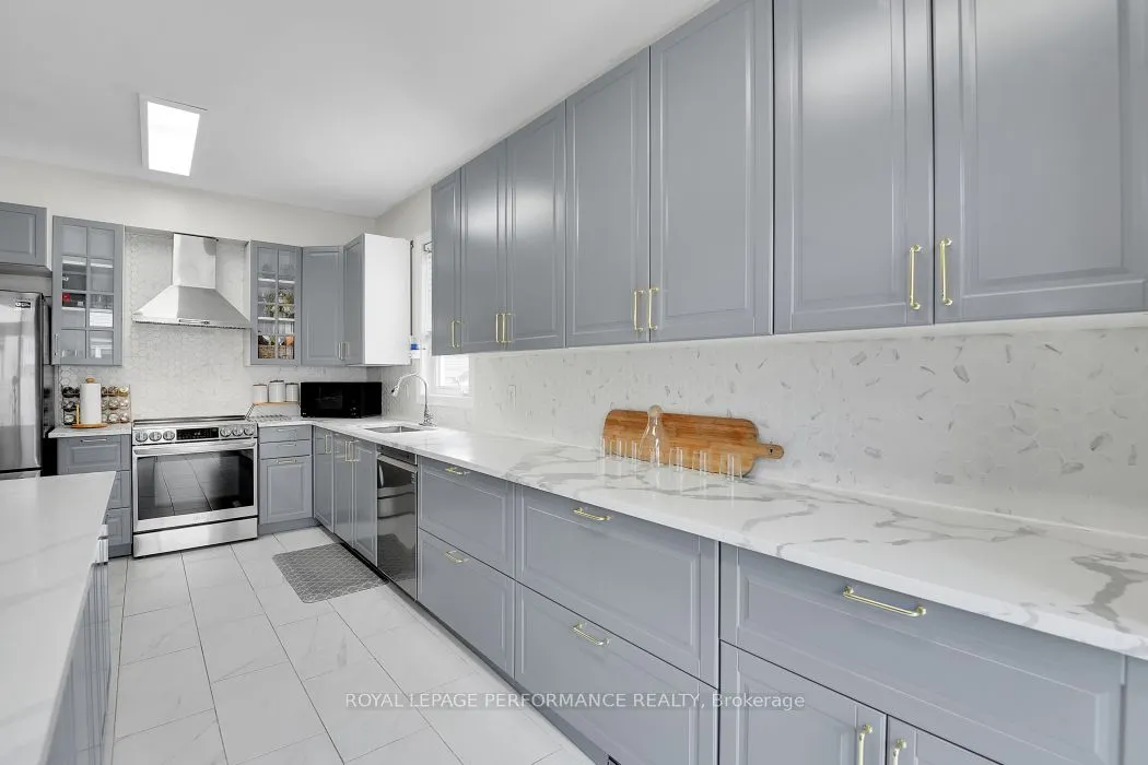 3451 River Run Avenue, Barrhaven, ON K2J 0R5