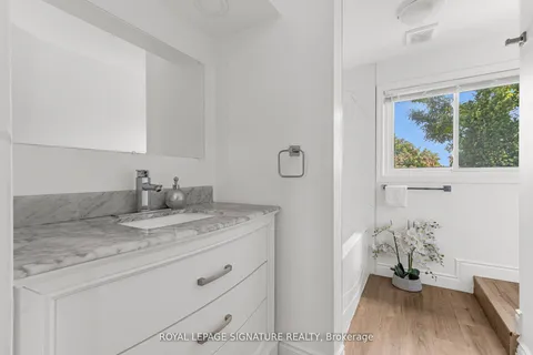 26 Baxter Crescent, Thorold, ON L2V 4R6