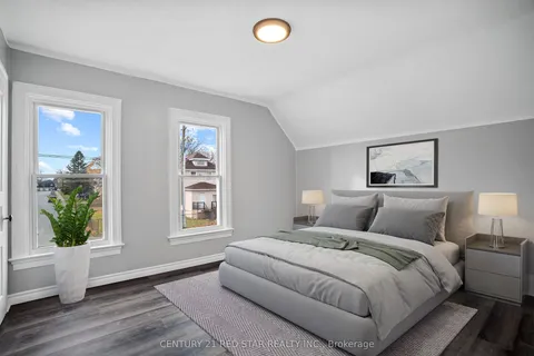 5082 St. Lawrence Avenue, Niagara Falls, ON L2E 3Y8