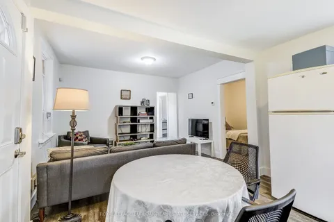 185 Simcoe Street, Hamilton, ON L8L 3N9
