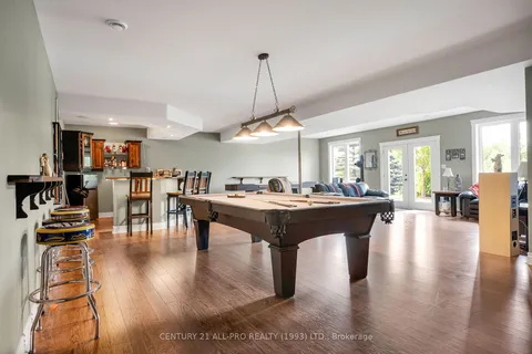 2300 Victoria Road, Prince Edward County, ON K0K 1L0