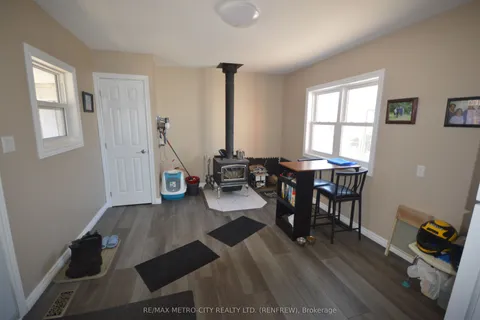 578 Calvin Road, Whitewater Region, ON K0J 1Y0