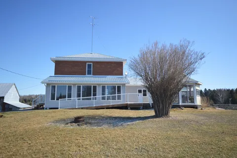 578 Calvin Road, Whitewater Region, ON K0J 1Y0