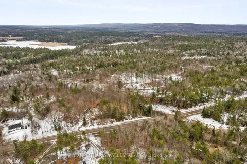 1042 McGrath Road, Bonnechere Valley, ON K0J 1T0