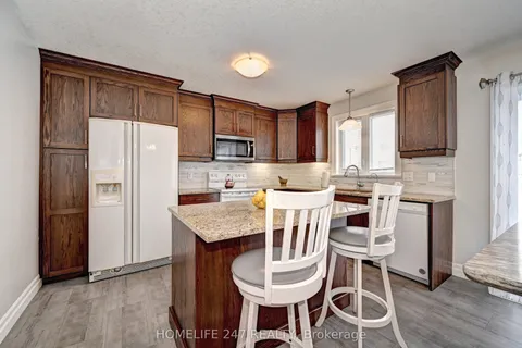 815 Binning Street, North Perth, ON N4W 1H3