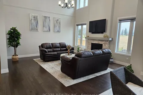 94 Beech Boulevard, Tillsonburg, ON N4G 5S1