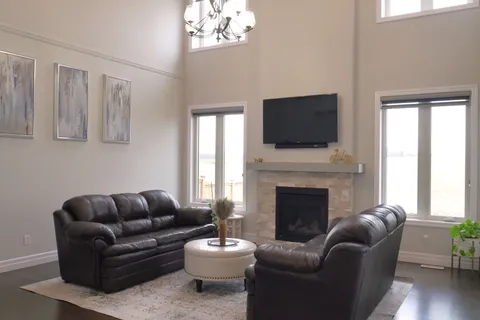 94 Beech Boulevard, Tillsonburg, ON N4G 5S1