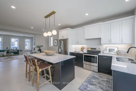 2835 Sheffield Place, ON N6G 5H5