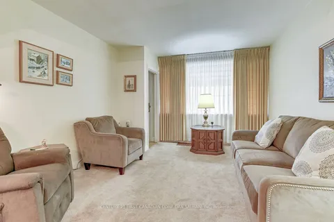 535 Highbury Avenue, ON N5K 4K6