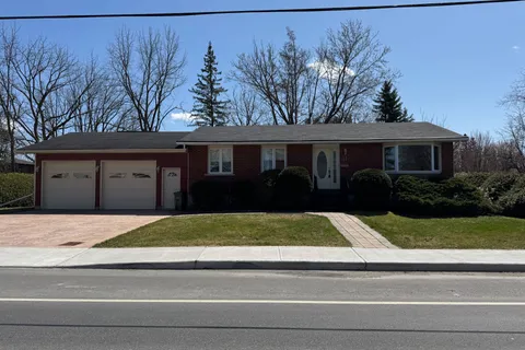 21 Craig Street, Russell, ON K4R 1A6
