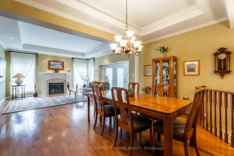 345 Southcote Road, Hamilton, ON L9G 5C4